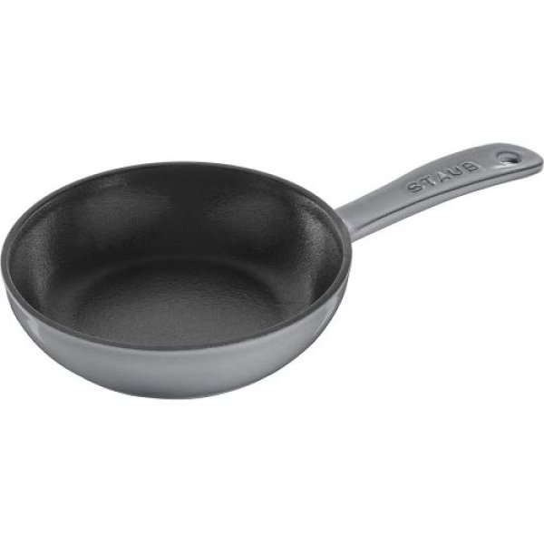 画像1: staub ストウブ 「 スキレット グレー 16cm 」 フライパン ホーロー 鋳物 鉄 IH対応 【日本正規販売品】 Skillet 40501-145 [ B07MSP7TDQ / 3272340037122 / 40501-145 ] (1)